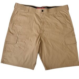 Wrangler ATG Khaki Cargo Shorts‎ Mens 42 All Terrain Gear Outdoor Hiking Utility
